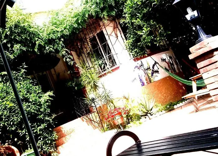 Casa Babylon Backpakers אכסניה