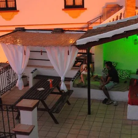 Casa Babylon Backpakers بيت شباب
